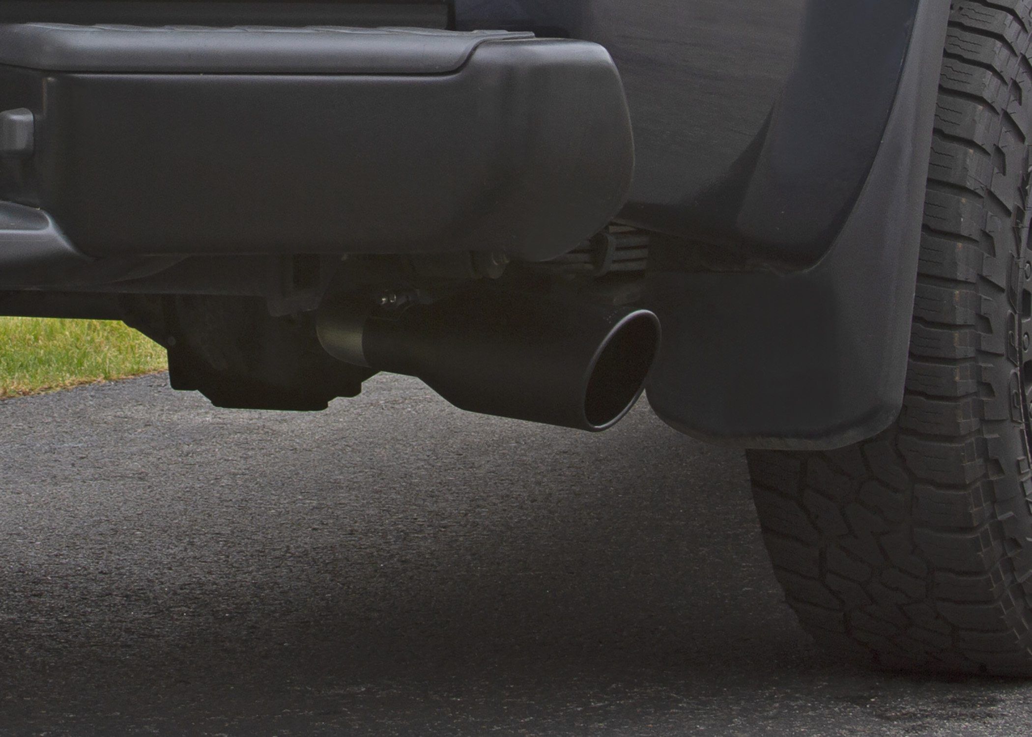 Flowmaster Flow FX Cat-Back Exhaust System (718103) – view 7