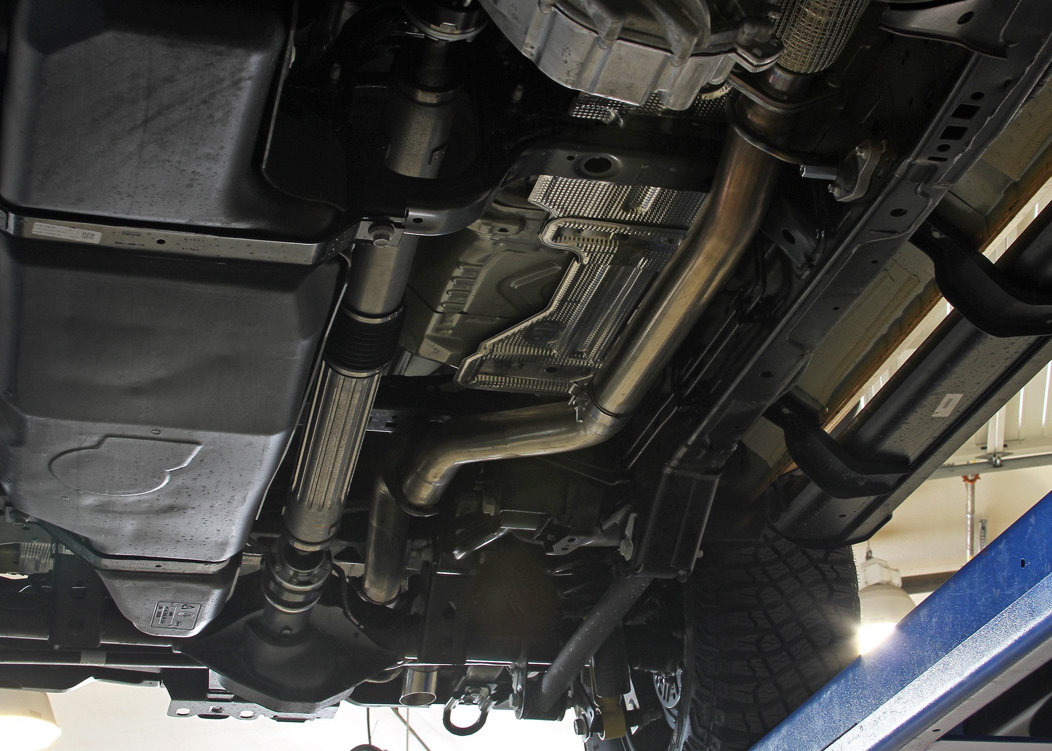 Flowmaster Outlaw Cat-Back Exhaust System (818145) – view 5
