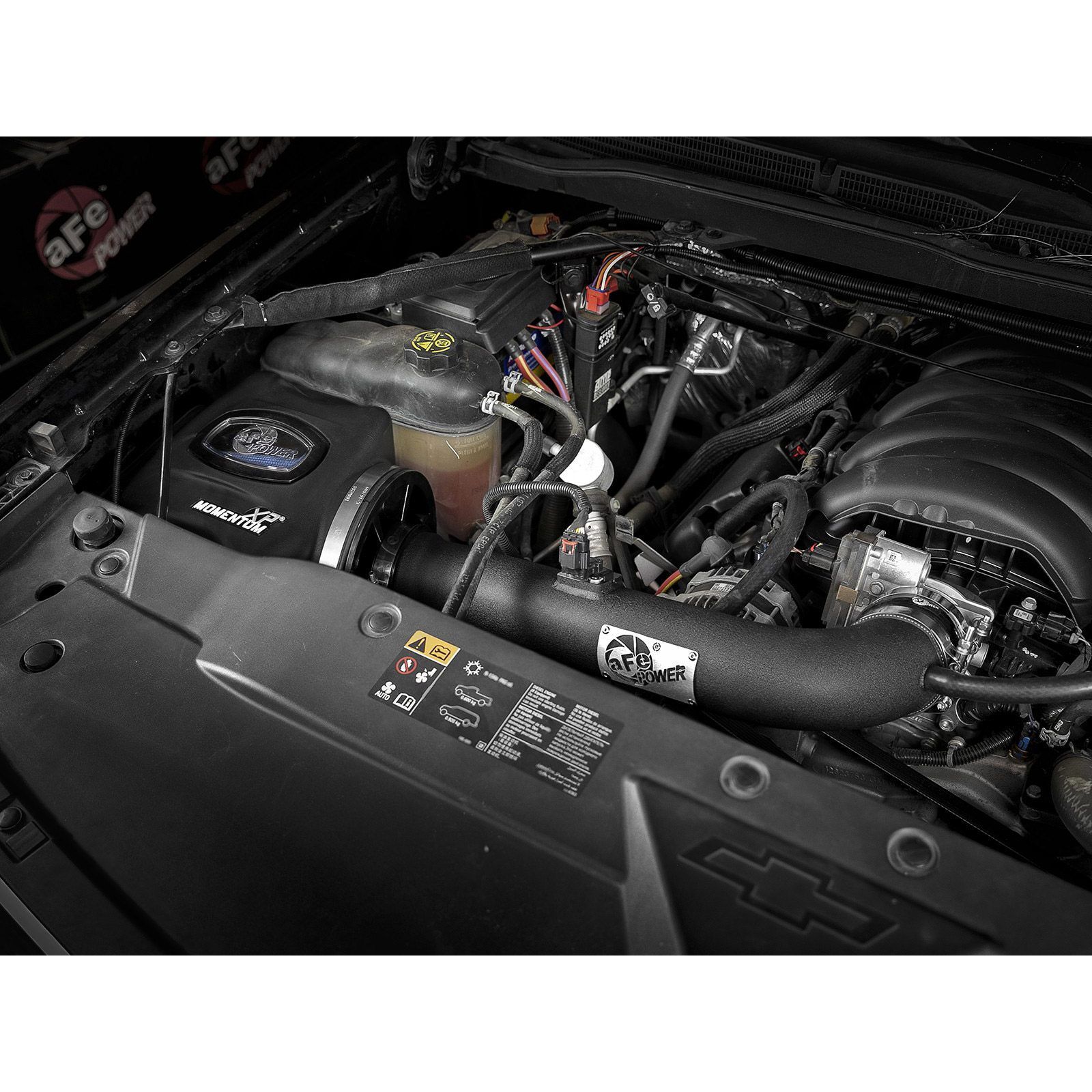 Momentum XP Cold Air Intake System - Black Media